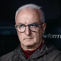 Corinthians enfrenta a Chapecoense com seis jogadores pendurados