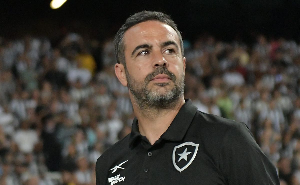 Cruzeiro acerta com Artur Jorge e prepara anúncio do técnico nas próximas horas