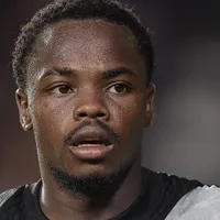 Vasco decide não vender Andrés Gómez e espera valorização