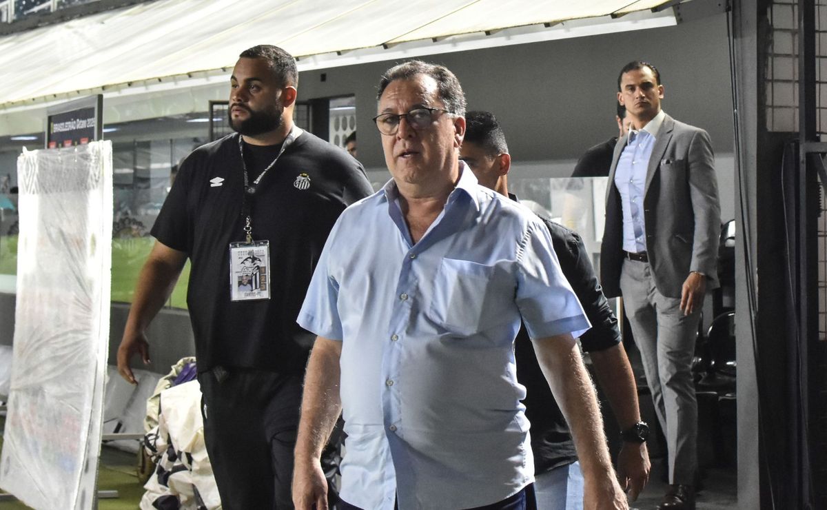 Santos troca comando mais uma vez e amplia sequência de técnicos na gestão Marcelo Teixeira