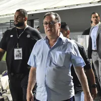 Santos tem novo técnico na gestão Teixeira
