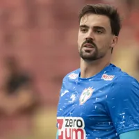 Corinthians desiste da contratação do goleiro Bruno Bertinatto, da Lusa