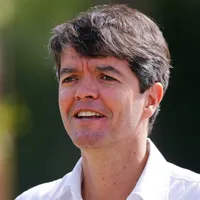 Felipe Ximenes é indicado como substituto de Mattos no Santos