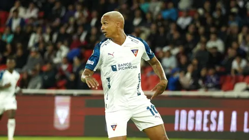 Deyverson está jogando muito no Equador.