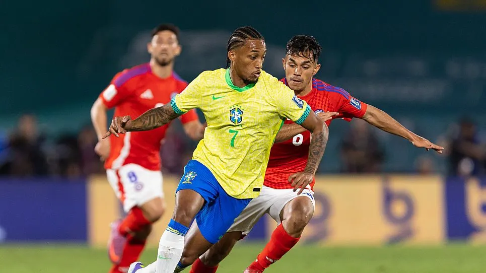 João Pedro pelo Brasil. Foto: Ruano Carneiro/Getty Images