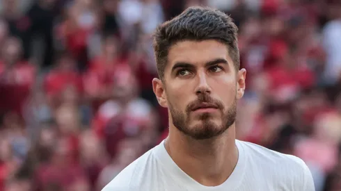 Pedro Raul em ação com a camisa do Timão.