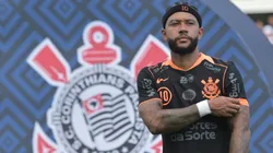Memphis Depay ganhou 2 títulos pelo Corinthians.