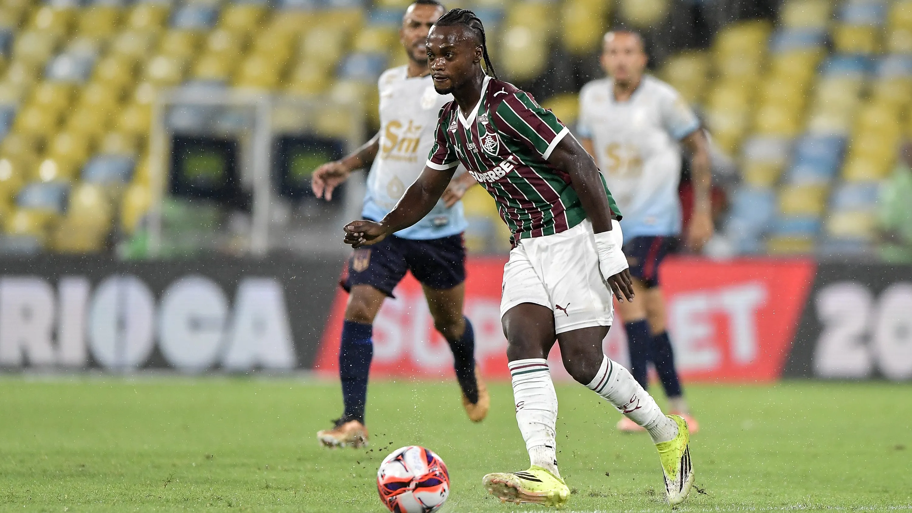 Santi Moreno ainda não se encontrou no Fluminense. Foto: Thiago Ribeiro/AGIF