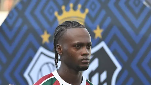 Santi Moreno jogador do Flumiense durante partida contra o Santos no estadio Vila Belmiro pelo campeonato Brasileiro A 2025. Foto: Jota Erre/AGIF