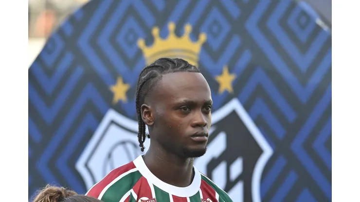Santi Moreno jogador do Flumiense durante partida contra o Santos no estadio Vila Belmiro pelo campeonato Brasileiro A 2025. Foto: Jota Erre/AGIF