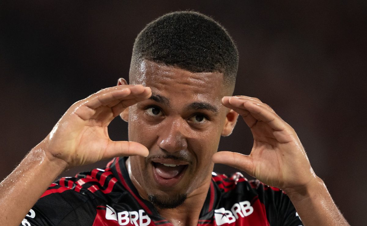 Samuel Lino é muito acionado contra o Remo e jogador ganha protagonismo com Jardim