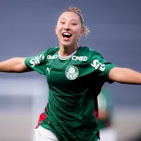 Gaby Tomé anota segundo gol pelo Palmeiras e celebra boa fase