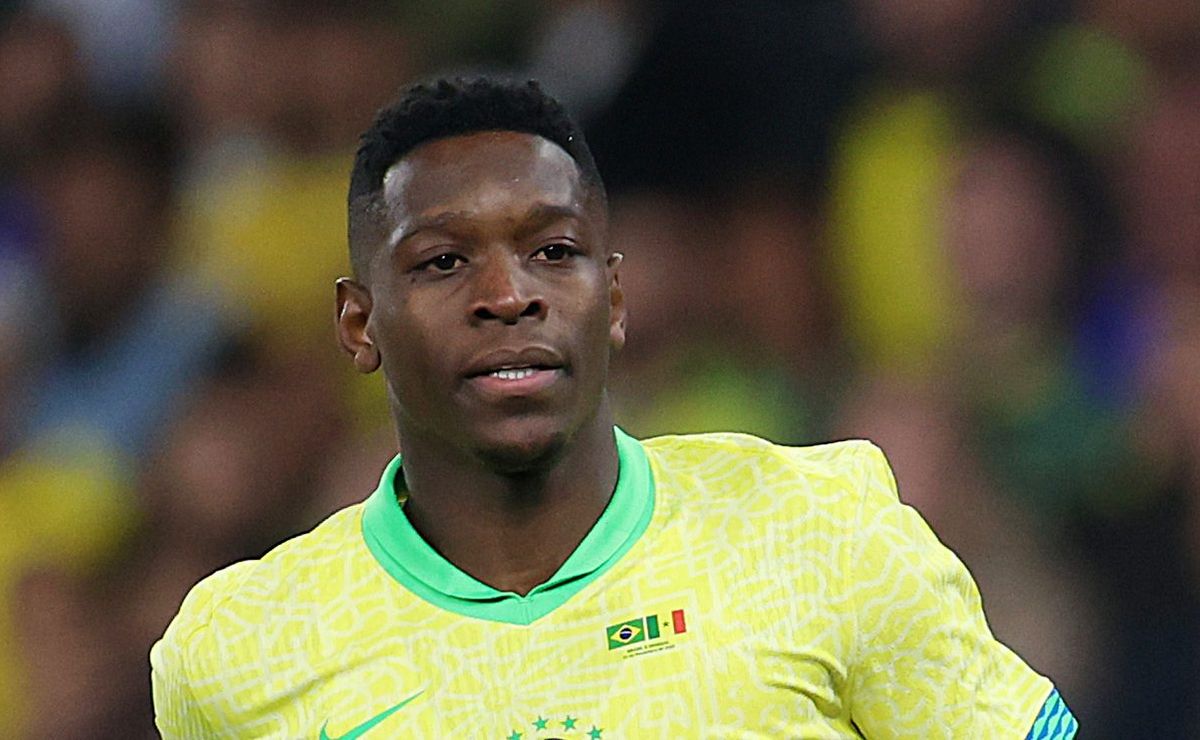 Futuro de Luiz Henrique fica em evidência e ideia dos empresários é colocá-lo na Premier League