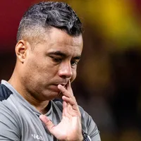Jair Ventura deseja melhoras a Marlon após grave lesão durante Grêmio x Vitória