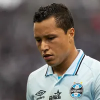 Marlon só deve voltar aos gramados pelo Grêmio após agosto