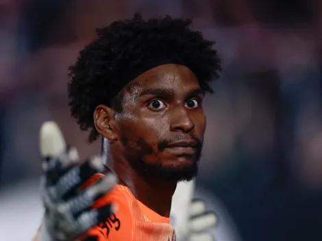 Hugo Souza admite decepção por ausência na convocação da Seleção