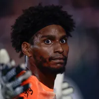 Hugo Souza é convocado para substituir lesionado Alisson na Data FIFA