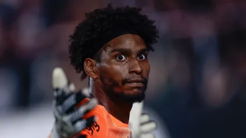 Hugo Souza, do Corinthians, foi chamado às pressas por Ancelotti para lugar de Alisson - Foto: Marcello Zambrana/AGIF