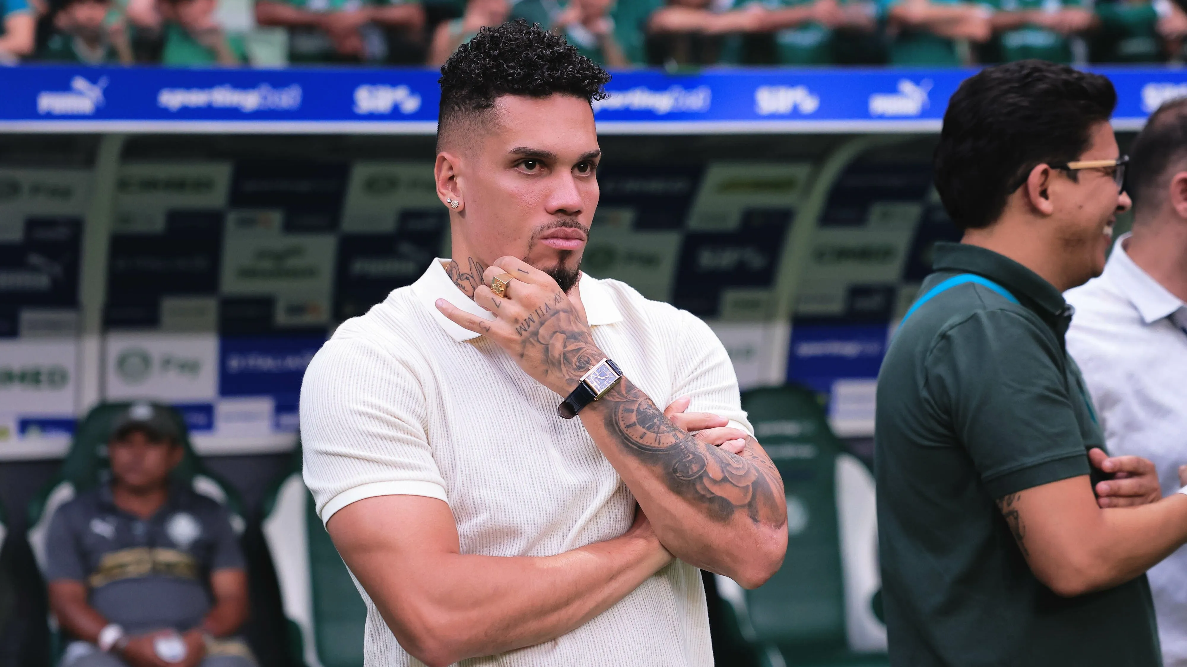 Paulinho está há muito tempo sem jogar - Foto: Ettore Chiereguini/AGIF.