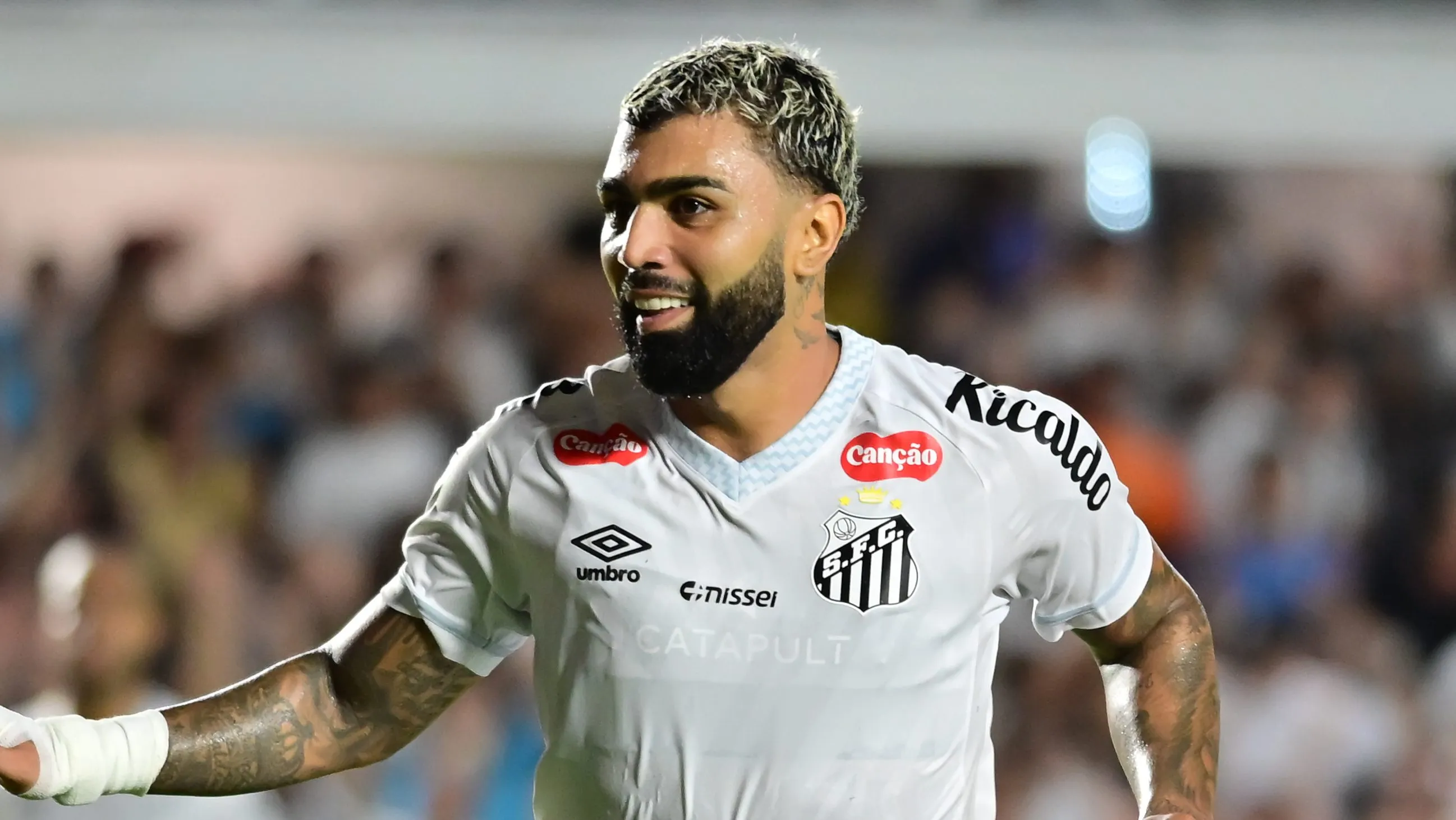 Gabigol no Santos. Foto: Jota Erre/AGIF