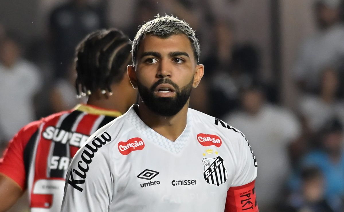 Gabigol não joga contra o Cruzeiro e Santos perde seu artilheiro para o duelo do Brasileirão