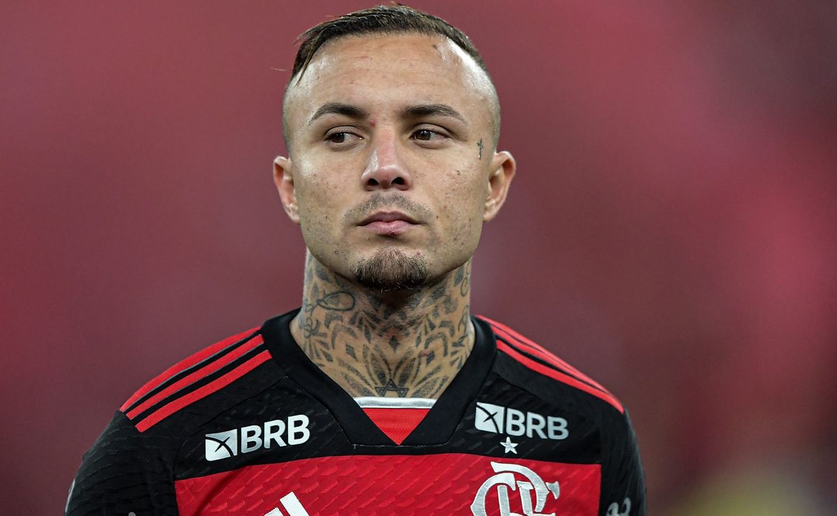 Everton Cebolinha, ex-Grêmio, não vai ser liberado pelo Flamengo antes do fim do contrato