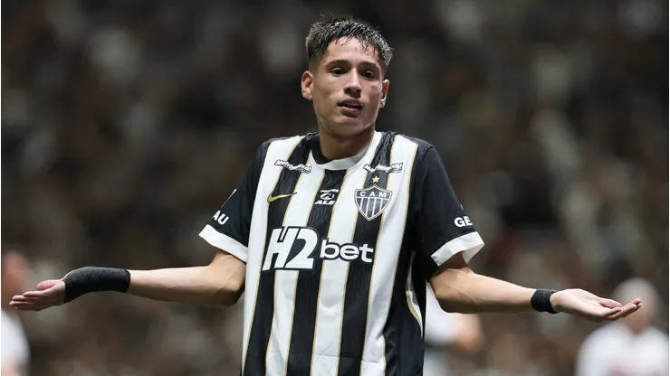 Ivam Roman fez um sério alerta ao elenco - Foto: Gilson Lobo/AGIF