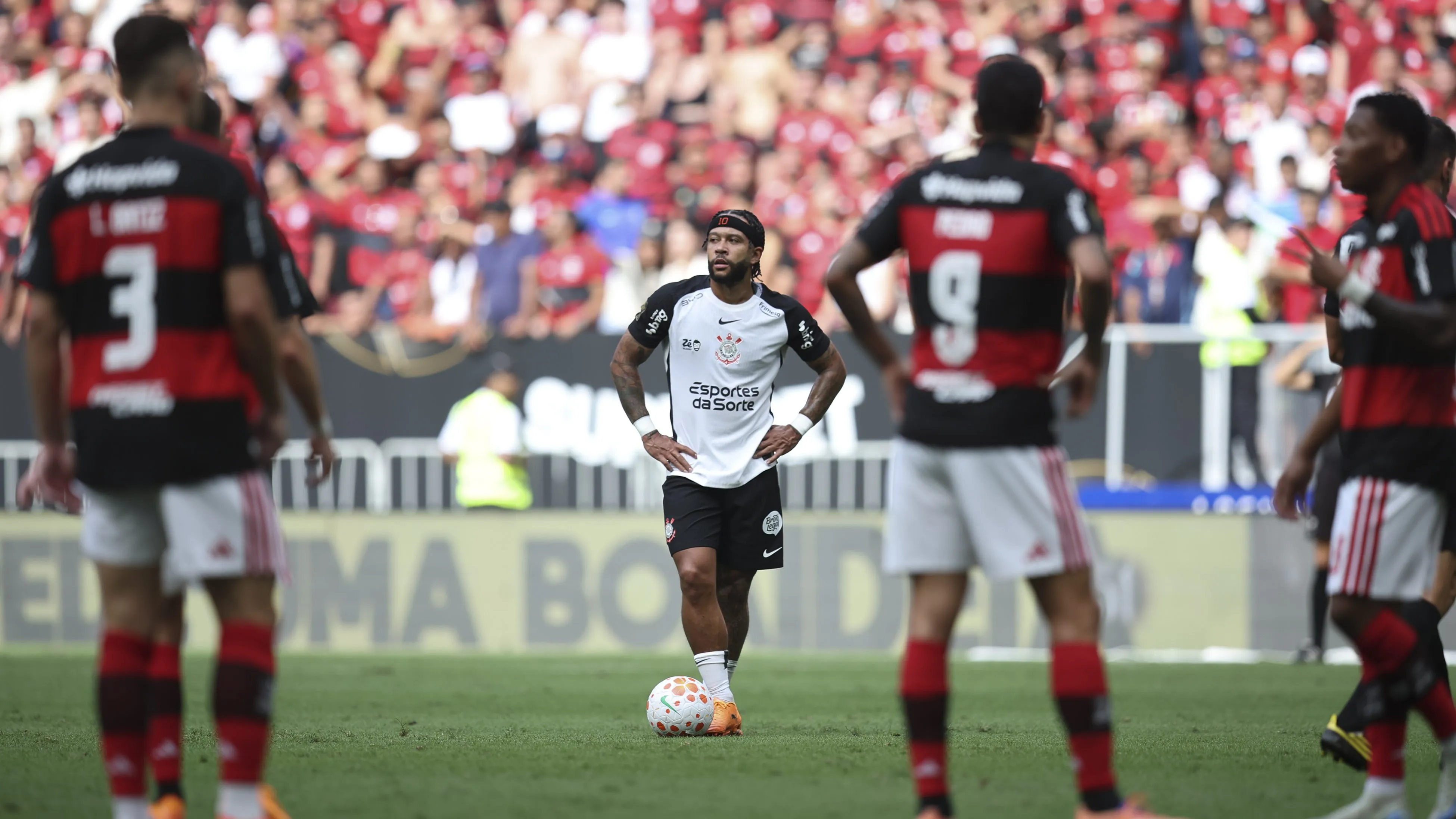 Corinthians foi campeão da Supercopa do Brasil ao vencer o Flamengo - Foto: Mateus Bonomi/AGIF.