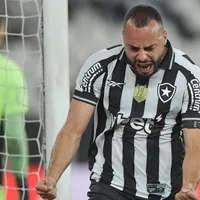 Corinthians avança por Arthur Cabral e formaliza proposta ao Botafogo