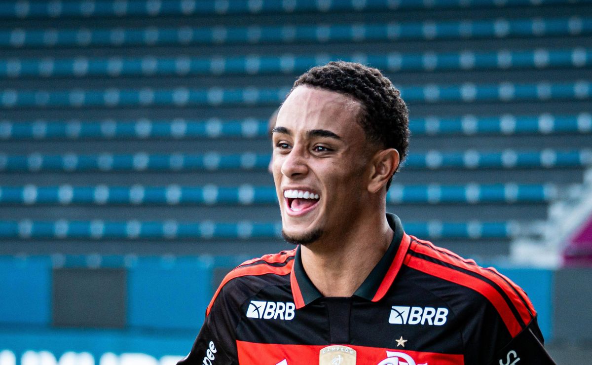 Ryan Roberto é alvo do Brighton e Flamengo pede 50 milhões de euros para vender a joia