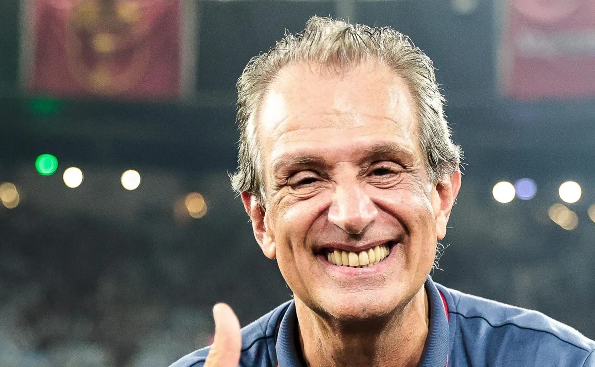 Bap adota cautela sobre novo estádio do Flamengo e dispara: “É um suicídio esportivo”