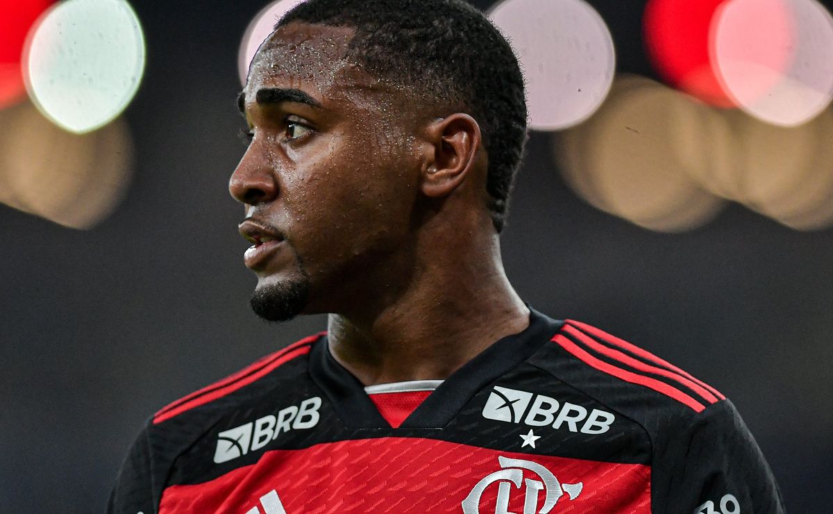 Lorran recebe sondagens para deixar o Flamengo e vai ser avaliado por Leonardo Jardim