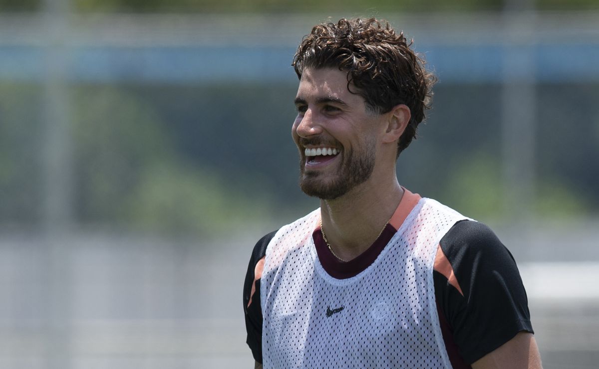Sem espaço no Corinthians, Pedro Raul entra na mira da Chapecoense, mas forma de empréstimo não muda