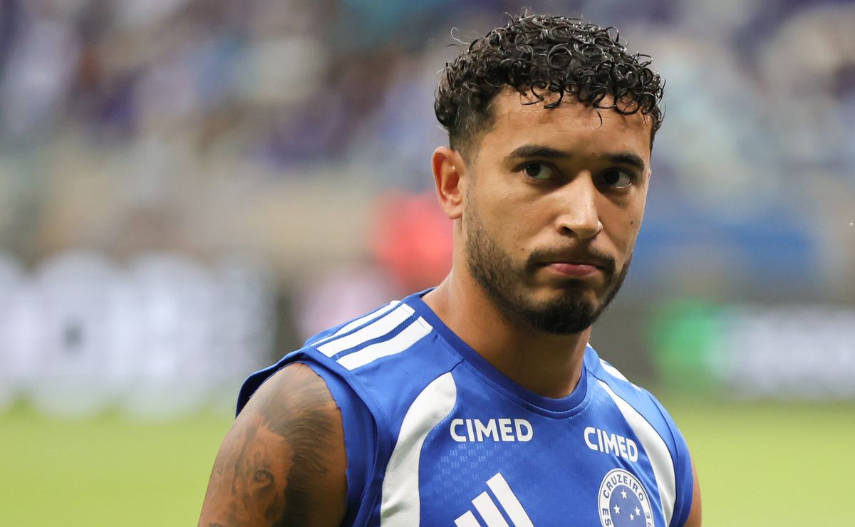 William explica risada após derrota do Cruzeiro e pede desculpas a torcida: “Tirado totalmente de contexto”