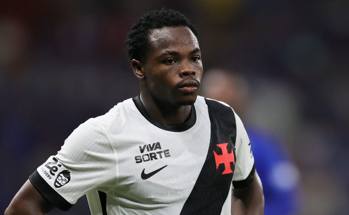 Andrés Gómez revela motivação extra no Vasco ao expor bastidores da disputa por vaga na Copa do Mundo