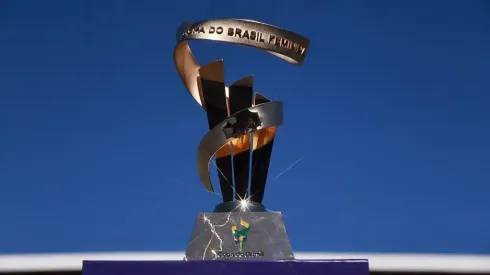 Troféu da Copa do Brasil Feminina - Foto: Rebeca Reis/Staff Images Woman/CBF