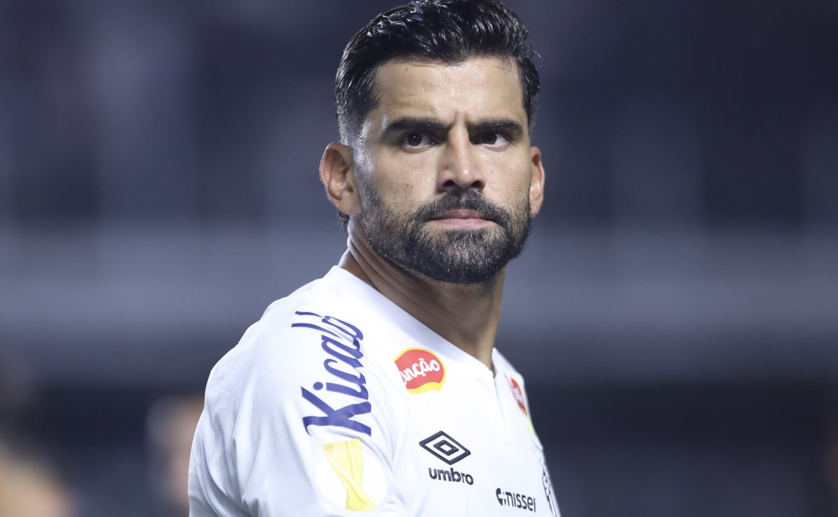 Santos define relacionados com Tomás Rincón e Bontempo como novidades contra o Cruzeiro