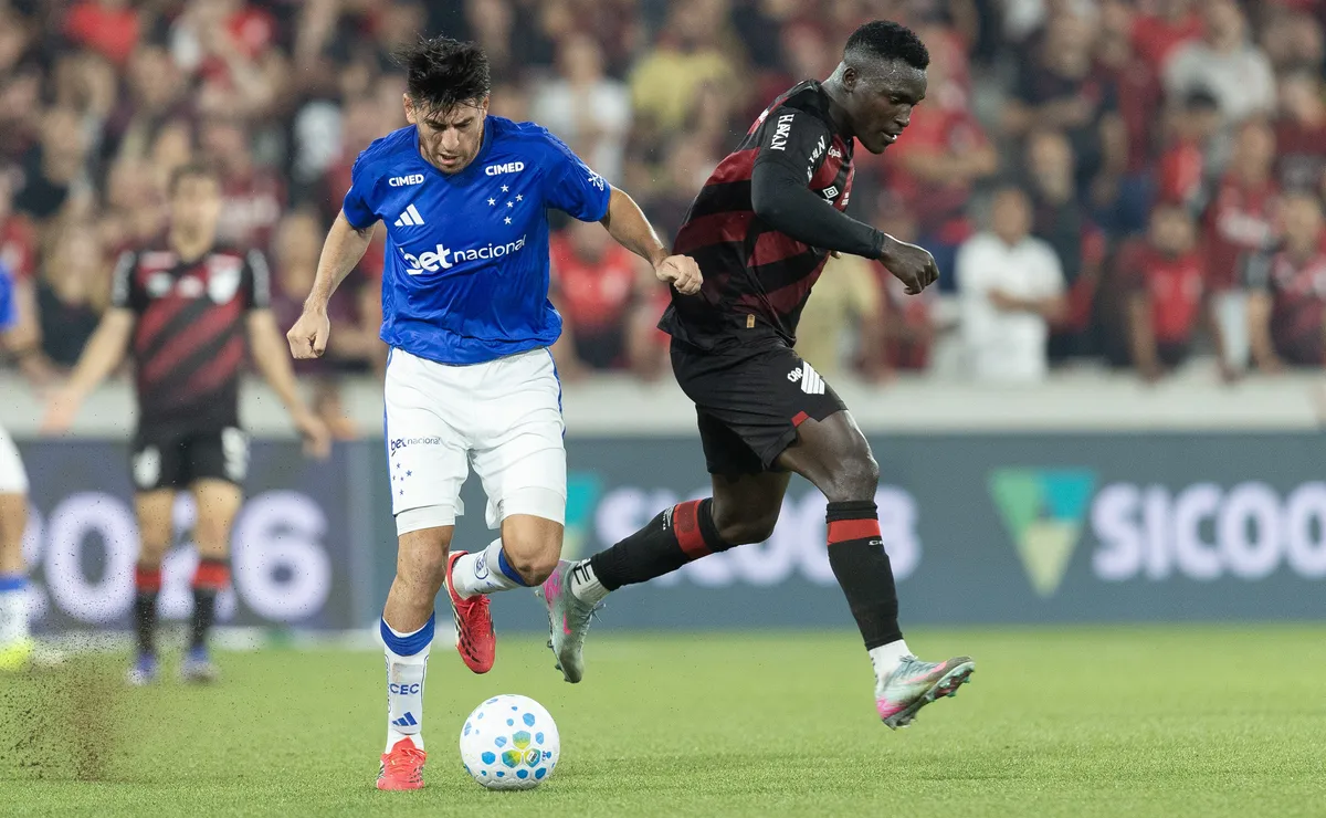 Após derrota para o São Paulo, Villalba assume erro no Cruzeiro e projeta reação na Libertadores