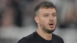 RJ - RIO DE JANEIRO - 14/03/2026 - BRASILEIRO A 2026, BOTAFOGO X FLAMENGO - Martin Anselmi tecnico do Botafogo durante partida contra o Flamengo no estadio Engenhao pelo campeonato Brasileiro A 2026. Foto: Thiago Ribeiro/AGIF