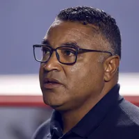 Roger aposta com maior posse de bola e não dá certo