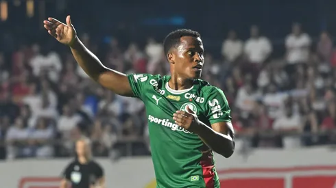 Auxiliar banca adaptação de Arias e atacante responde com gol decisivo no Palmeiras- Foto Jota ErreAGIF