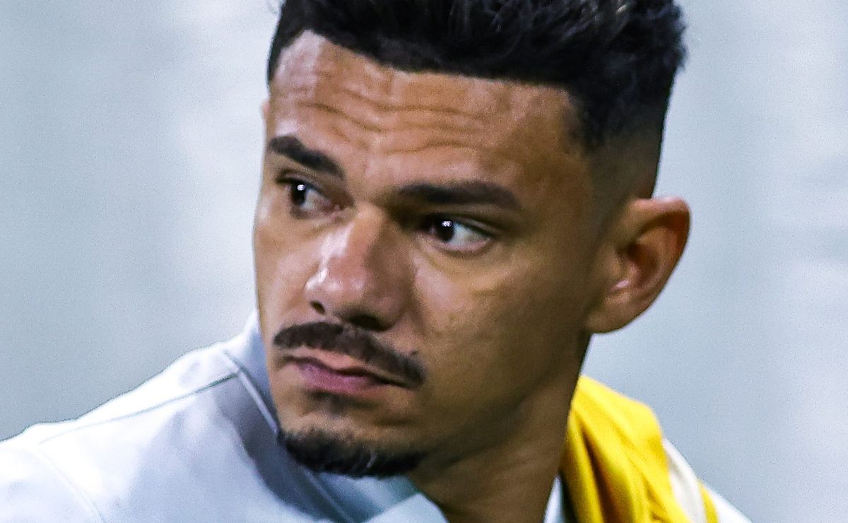 Tiquinho Soares tem condição física exposta no Mirassol e preparação causa polêmica no Santos