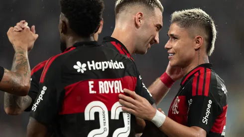 Flamengo encara o Corinthians e pode dar salto importante na tabela do Brasileirão - Foto Jorge RodriguesAGIF