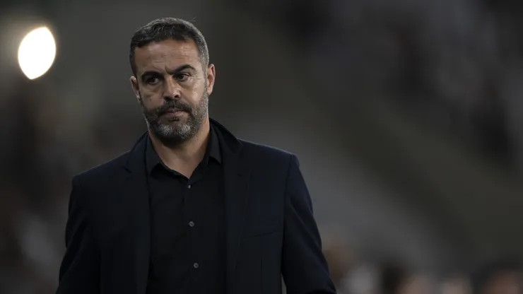 Artur Jorge é o novo técnico do Cruzeiro. Foto: Jorge Rodrigues/AGIF