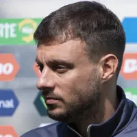 Botafogo demite Martín Anselmi e torcedores rejeitam Fernando Diniz