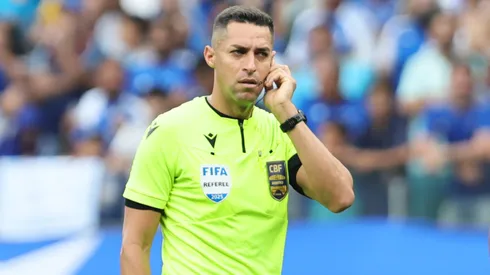 Rodrigo Jose Pereira de Lima durante partida entre Cruzeiro e Fluminense no estadio Mineirao pelo campeonato Brasileiro A 2025. Foto: Gilson Lobo/AGIF
