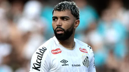 Gabigol ficou na bronca com o gol anulado de Barreal contra o Cruzeiro