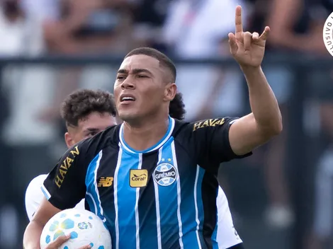 Carlos Vinícius critica início do Grêmio e lamenta derrota