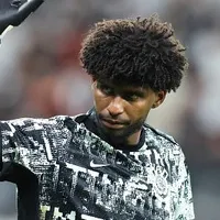 Hugo Souza falha em Corinthians X Flamengo e é criticado