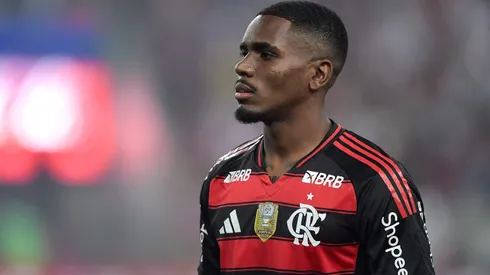 O jovem volante foi expulso no 2° tempo